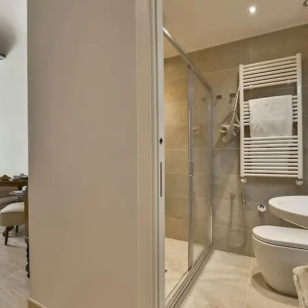 Luxurious Renaissance Flat In