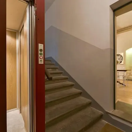 Luxurious Renaissance Flat In *